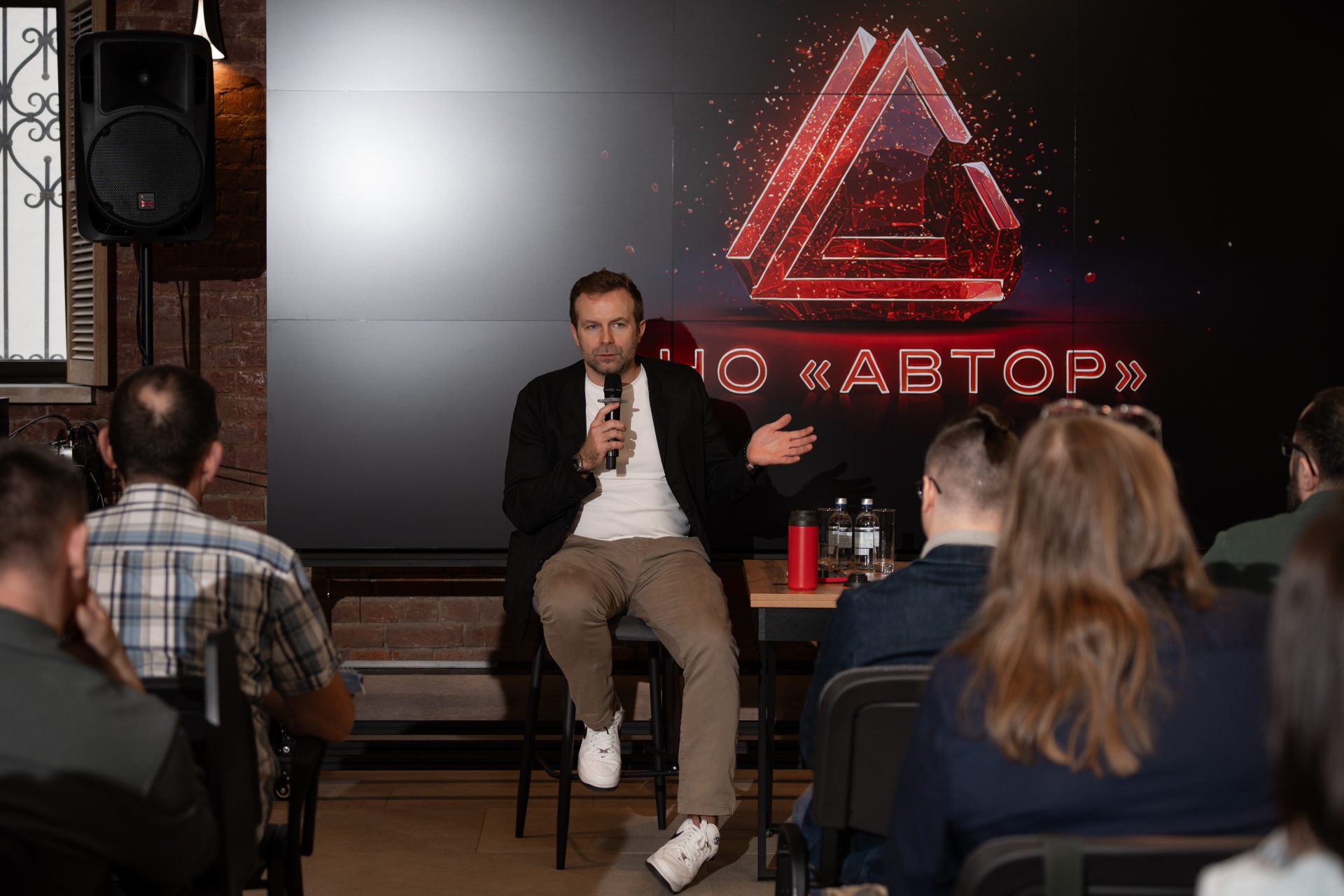 DSC03669-retouched.jpg DSC03669-retouched.jpg