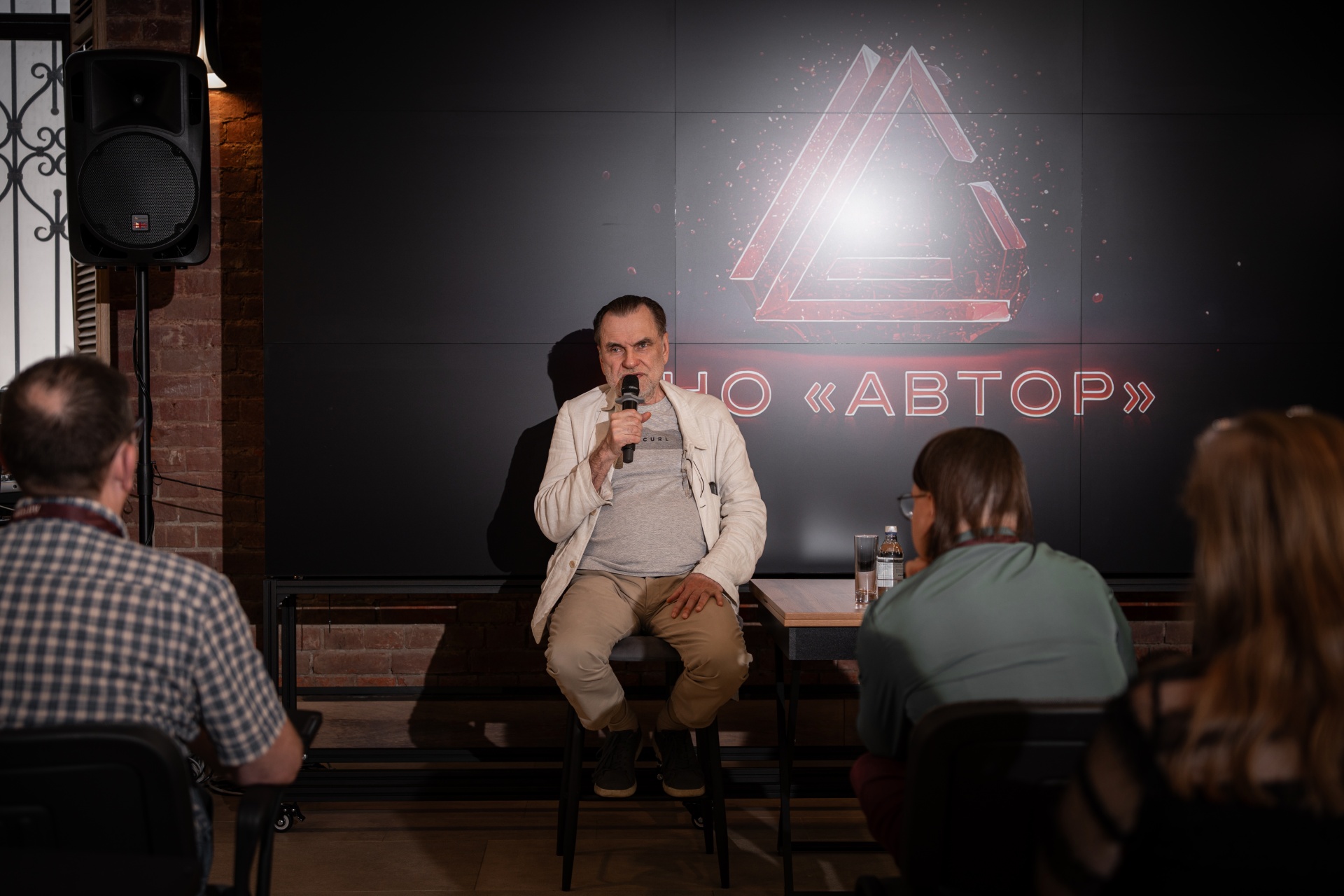 DSC02764-retouched.jpg DSC02764-retouched.jpg