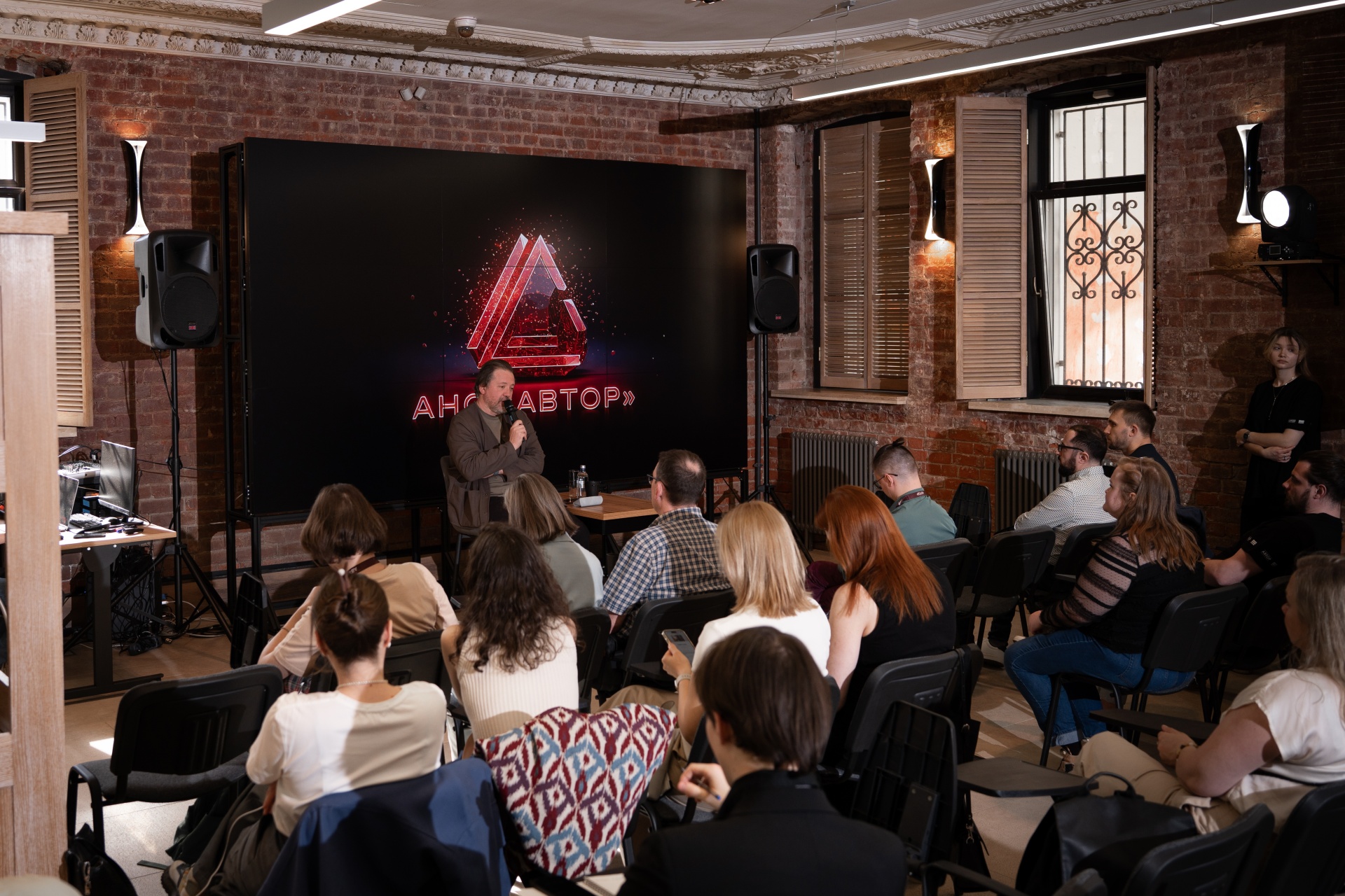 DSC03060-retouched.jpg DSC03060-retouched.jpg